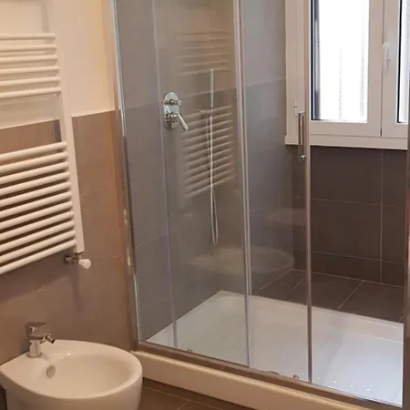 Interno Sette *